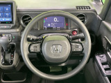 【ステアリングスイッチ】運転中、前方から目線をそらすことなく、オーディオ等の操作が可能な便利機能!安心&快適なドライブを演出してくれます♪