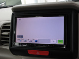 ナビゲーションはパイオニアメモリーナビ(AVIC-MRZ05)を装着しております。AM、FM、CD、ワンセグTVがご使用いただけます。初めて訪れた場所でも安心ですね!