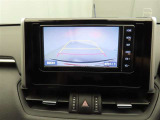 バックモニターを装備しています。車庫入れ時等に車両後方が確認出来るのでとても便利です。