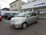 トヨタ ラウム 1.5 Gパッケージ 4WD