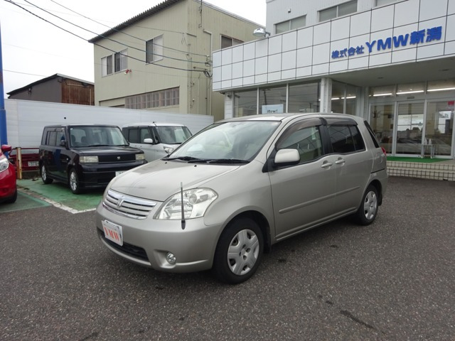 ラウム 1.5 Gパッケージ 4WD