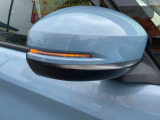 オシャレさと視認性を兼ね備えたLEDミラーウインカー♪