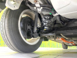 お車を安心してお乗りいただく為には、足回りの定期点検が欠かせません。サービスサポート(有償保証)では無料点検もご提供しており、安心のカーライフをお過ごしいただけるサポート体制が整っています。