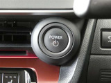 【プッシュスタート】スマートキーを携帯していればキーを取り出さずにドアを施錠&解錠。クルマの始動も可能です♪