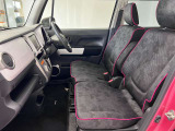 【車内ルームクリーニング済】専門スタッフにより車内はきれいにルームクリーニングを行っております。