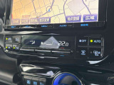 夏でも冬でもお好みの温度に設定しておけば、AUTO ボタンひとつで快適な車内空間へ!風の強さや温度、内外気の切り替えも自動で調整してくれます♪