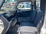 ☆カートピアキクチは九州運輸局認証工場完備です!在庫車両は主に商用車などをメインとして揃えています!販売から整備、板金塗装、車検までお車の事なら全てお任せ下さい!お問合せお待ちしております☆