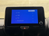 ディスプレイオーディオを装備。スマホと車をつなぐことで、これまでのナビに加えていろんなサービスが楽しめます。