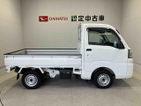 車両右側面からの写真になります。車をご覧になりたい時はお気軽に最寄りの店舗へご相談下さい。