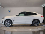 【BMWのxDrive】xDriveはいかなる状況下でも安定した走りを実現しています。 これによりストレスなく運転できることはもちろんのこと、安全性能も向上しています。