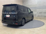お車をご購入時のみご入会頂ける「メンテナンスパスポートUプラン」がございます。定期点検と次回車検整備費用を前払い頂くことでお得に整備をお受け頂けます。