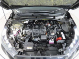 車にとって、とても大切な部分のエンジンルーム。綺麗に清掃済みで安心です。