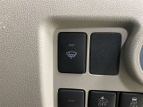 【ワイパーデアイサー】冬の北海道にはうれしい機能☆フロントガラスに入っている熱線が温まる事で、凍結を溶かしてくれます。