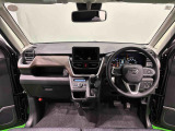 ひらけた前方視界とノンストレスな運転姿勢で快適なドライブが楽しめます。