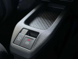 電子パーキングブレーキやブレーキホールドが装備されておりドライブがさらに快適になります!