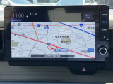 メモリーナビ装備、最近の主流がHDDからメモリーナビになってきてます。フラッシュメモリーは、処理や検索スピードでHDDを上回ります。耐久性も増しますので、故障の心配も少ないです。