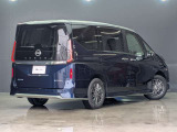 人気のセレナが入庫しました。是非現車を見にご来店下さい。