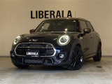 ◆LIBERALAは、輸入車選びの新たなスタイルを提案するインポート・セレクト・ブランドです。オーナー様となる方がクルマから直接感じる感性を第一にした、最良の一台との出会いをコーディネートいたします。