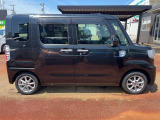 ご成約のおクルマ全て、エンジンオイルを交換してご納車させていただきます!また、点検時に消耗品の状態確認も行い必要に応じて新品交換させていただきます!
