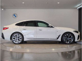BMWでは重量配分にもこだわりがあり、FRモデルでは50:50とFFモデルでも60:40と前後の重量バランスにこだわり、軽快なハンドリングを実現しております。