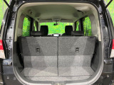 普段のお買い物や通勤、送迎等に十分な荷室スペースを確保しております。セカンドシートを倒すと、大きな荷物の積載も可能です♪