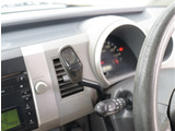 入庫時・販売時・納車前に、弊社基準の68項目に及ぶ点検整備を実施しております。