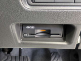 今では必需品のETCもパネルデザインにフィットするビルトインタイプなので、見た目もスッキリとしています