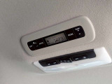 後席エアコンもついており、車内の温度をすばやく快適にしてくれます