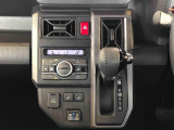 温度を設定すれば、自動で車内の温度管理をしてくれる優れものです♪ATミッションで運転楽々