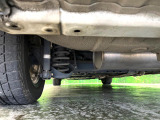 お車を安心してお乗りいただく為には、足回りの定期点検が欠かせません。サービスサポート(有償保証)では無料点検もご提供しており、安心のカーライフをお過ごしいただけるサポート体制が整っています。
