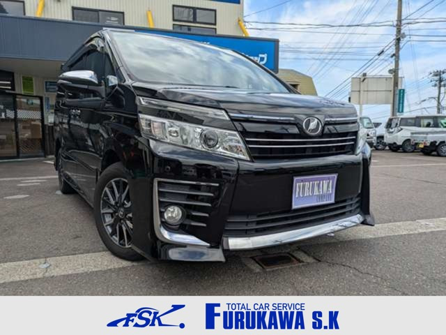 ヴォクシー 2.0 ZS 煌 4WD