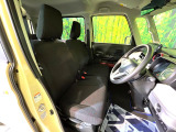 運転席シート廻りは使用感も少なく、良好な状態となっています。丁寧に使われていたことがよくわかりますね。
