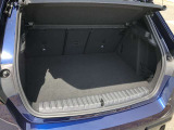 荷室の大きさは、日常使いはもちろんのこと、旅行や帰省などの荷物が多い移動であっても不便を感じることは少ないでしょう。