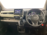 購入後も自社指定整備工場完備でお客様の愛車をしっかりサポート致します!御納車時には安全かつ安心してお乗り頂けるようホンダ専門知識を持つ整備スタッフが点検・整備・装備も説明をしてお渡ししております。