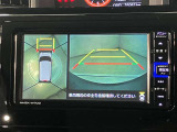 ディスプレイオーディオやカーナビは、現代のドライブにおいて欠かせない装備のひとつです。初めての場所でも迷いにくく、快適なルート案内で運転をサポートします。移動中のエンターテインメント性も高まります。