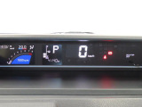 デジタルメーターのレイアウトを最適化しました。運転時のストレスを軽減し安全・安心な運転へ貢献します。