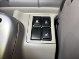 運転席シートヒーター付きです☆