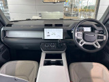 ディフェンダー 110 ハクバ エディション ディーゼル 4WD 
