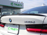 第二展示場にも多数のBMWをラインナップ!ご来店の際はBMW本店(厚木市下荻野140-1)に一度ご来店ください!☆関東運輸局認証工場 自動車分解整備事業2-6030☆プッシュプル式板金塗装ブース完備☆