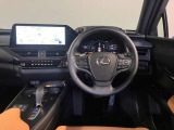【運転席】乗る方の気持ちをときめかせる、ハイクオリティな室内空間となっています