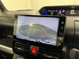 バックカメラついてます。しかもディスプレイオーディオ♪見た目もスマートで操作も簡単。車内の快適さがグッと上がるので日ぜひ一度使ってみてください♪