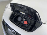 充電ポートです。家庭用・急速用ございます。