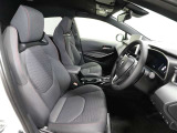スタイリッシュな室内で運転もしやすいです♪使い勝手の良い配置も考えられています!!