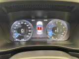 XC40 T4 AWD インスクリプション 4WD 4WD 本革シート