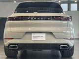 厳しいポルシェ認定中古車品質基準をクリアした車両のみを展示、販売しております。 納車後の保証内容もポルシェ認定中古車ならではの内容となっております。
