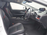 全席の様子になります!広いスペースがございますので長時間の運転もリラックスできます!
