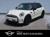 当店の在庫をご覧頂きありがとうございます。MINI正規ディーラーとして厳選された認定中古車を展示・販売しておりますので安心してお車をご検討頂けます。