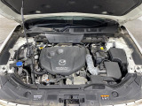 【エンジンルーム】エンジンの調子は良好です!ご納車前にはしっかりとオイル交換・その他油種類の点検補充をさせて頂きます。また、ガリバーでは修復歴のある車は販売いたしません。