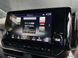 こちらのお車はAppleCarPlay対応です!スマホ内の地図アプリをナビとしてご利用いただけるので、遠出のご旅行や知らない道でのドライブでも大活躍してくれますよ♪
