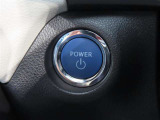 スマートキー装備車なので、キーを取り出さなくてもエンジン始動が可能です。